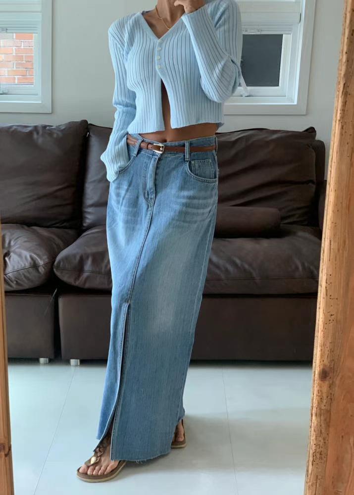 B149 Stroll Slit Skirt