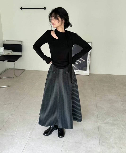 T127 Minimal Scarf Top