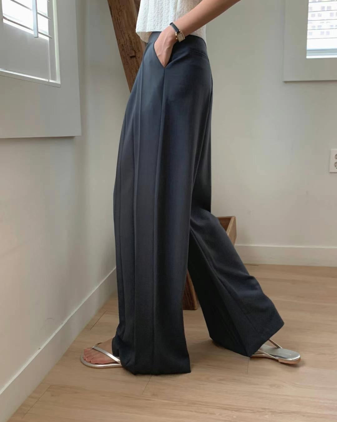 B139 Cozy Airy Pants
