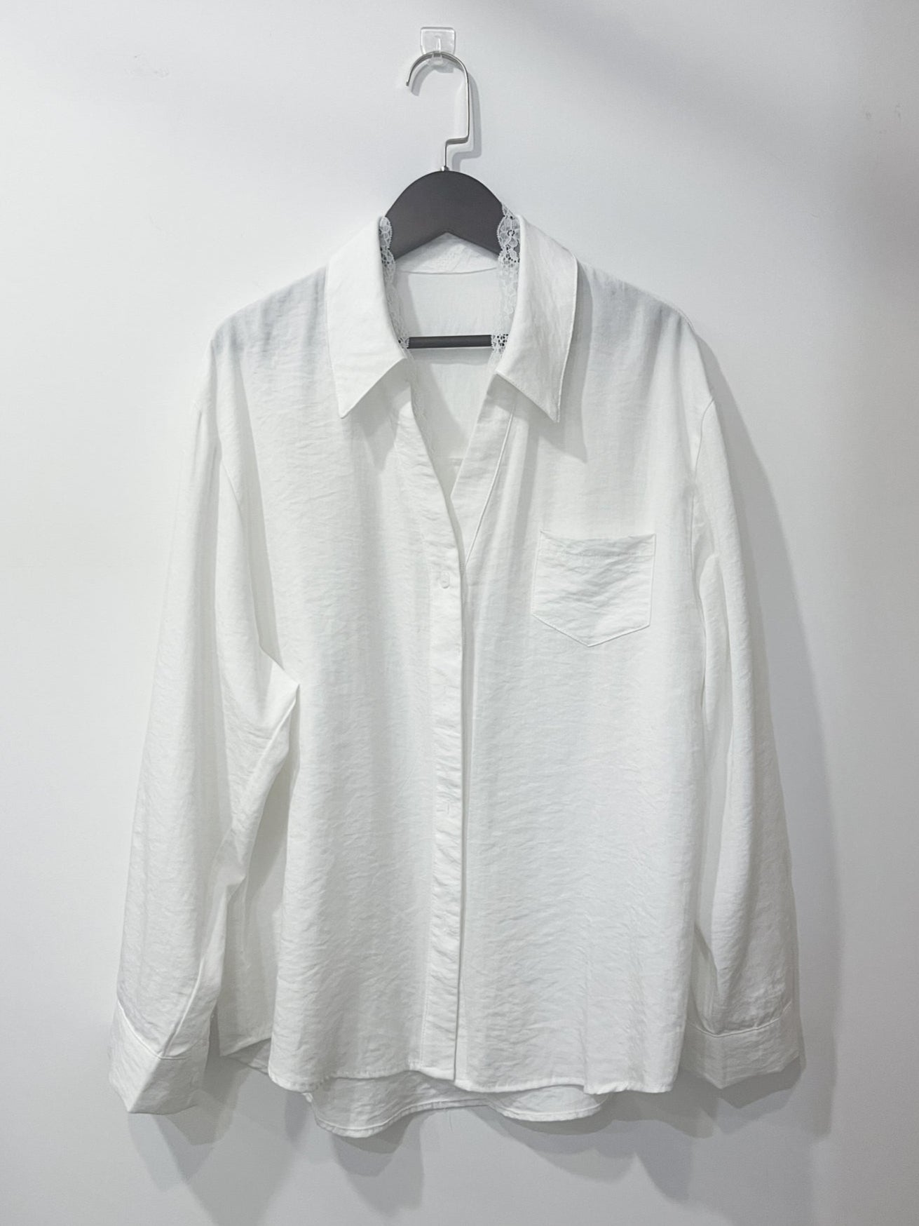 U118 Hidden Lace Shirt