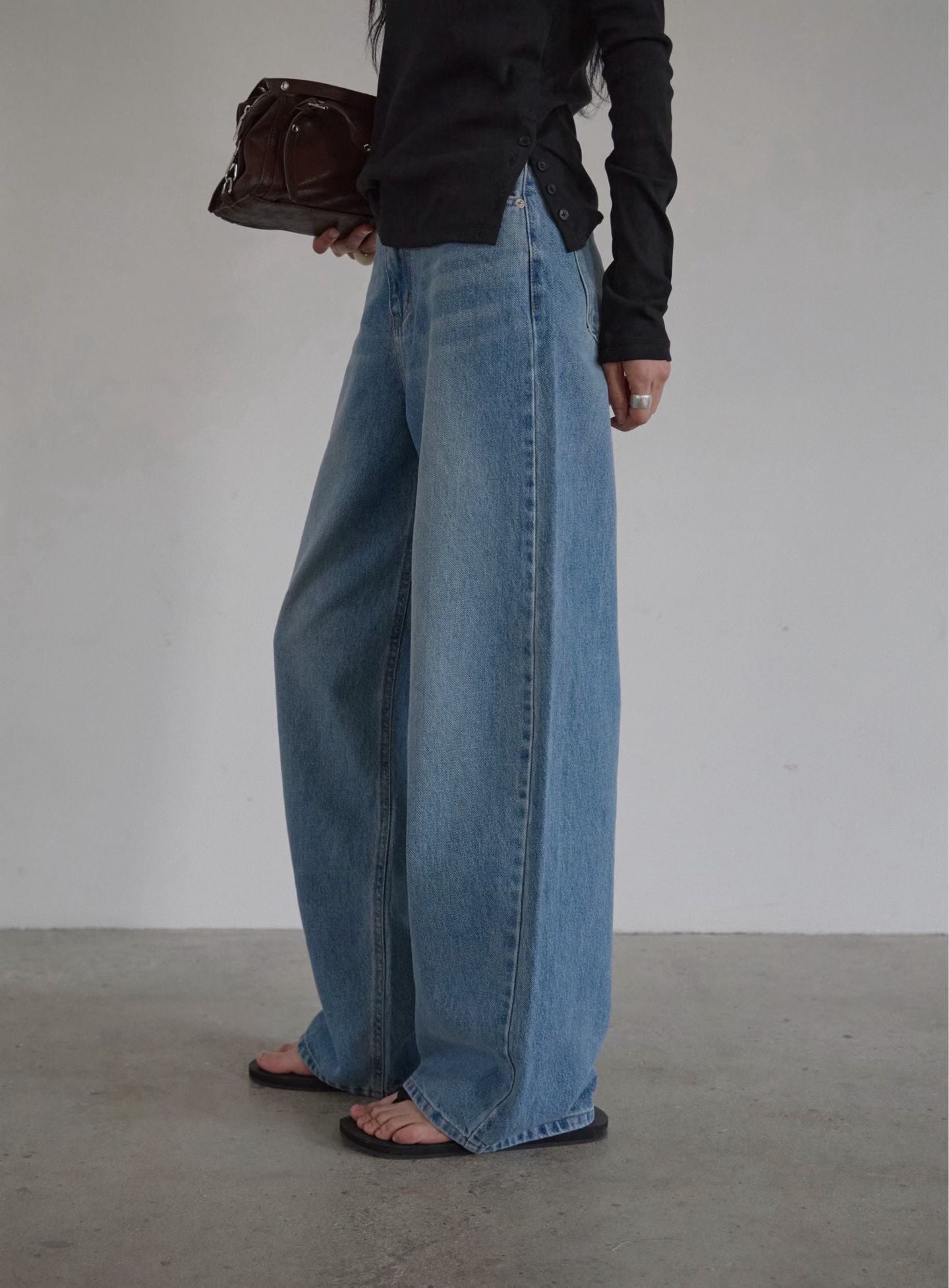 B173 Contour Waist Denim