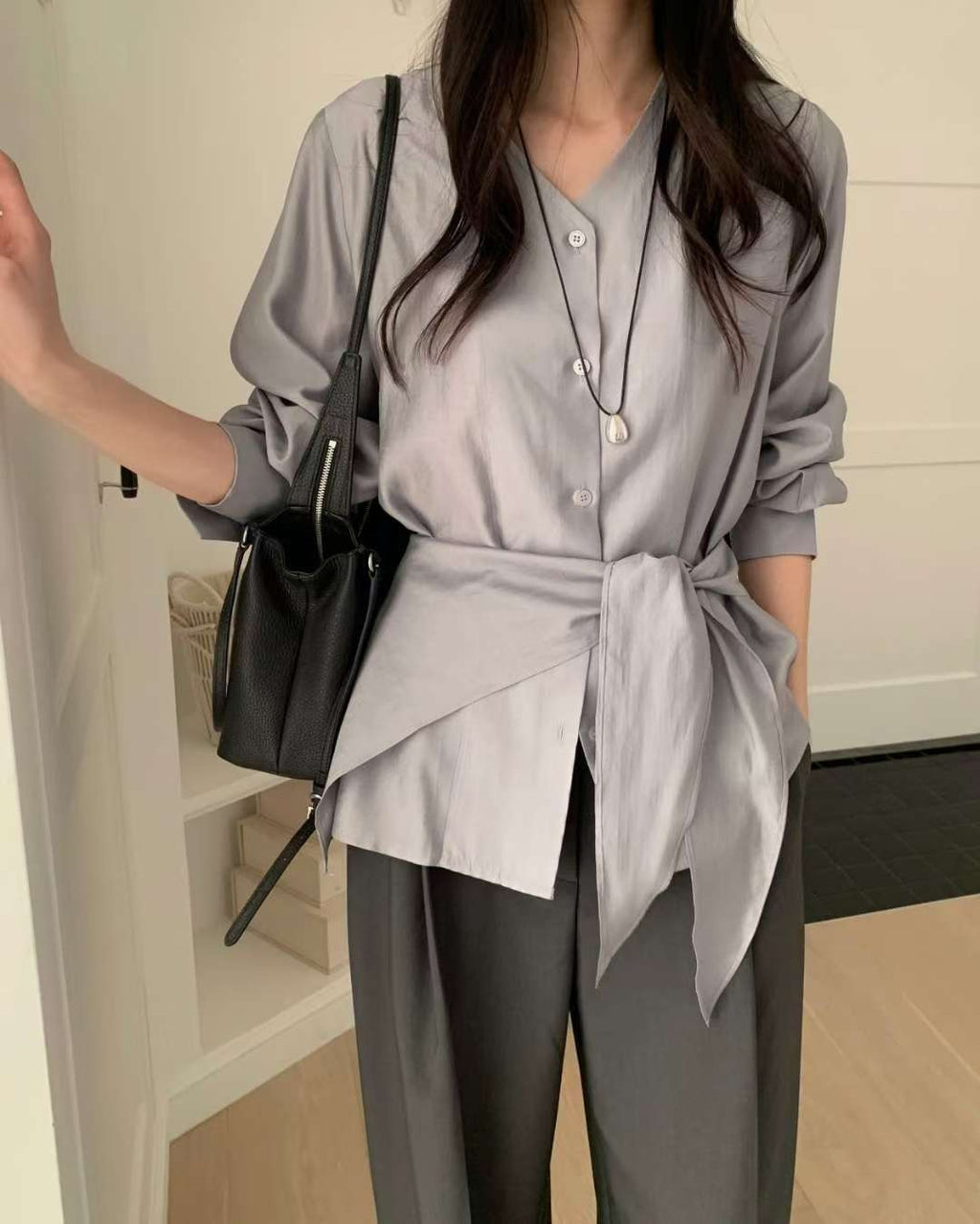 T183 Veil Scarf Blouse