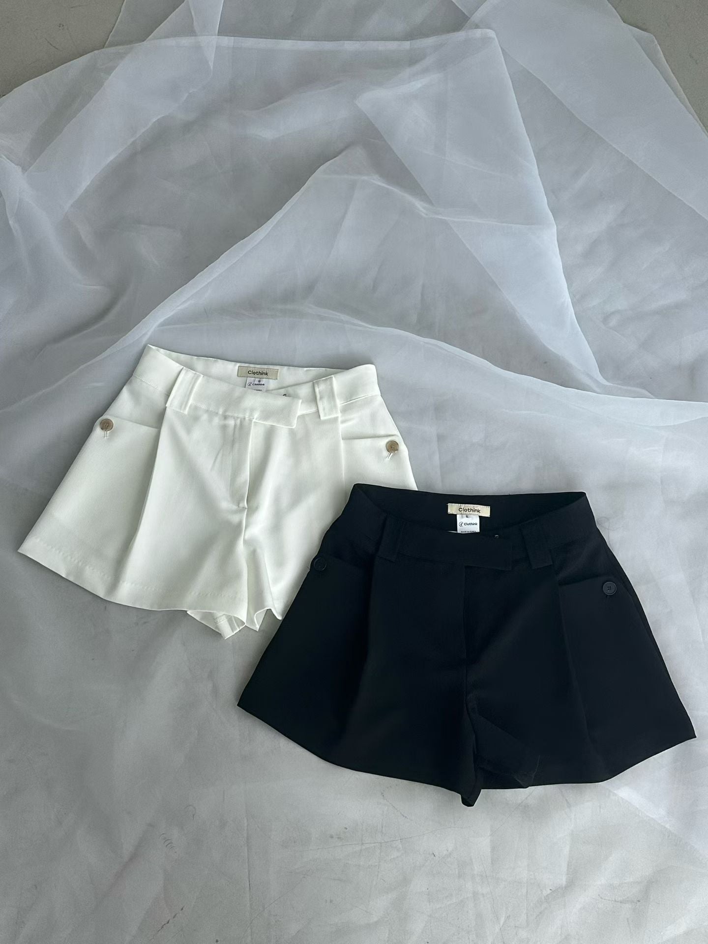 B200 Halo Pocket Shorts
