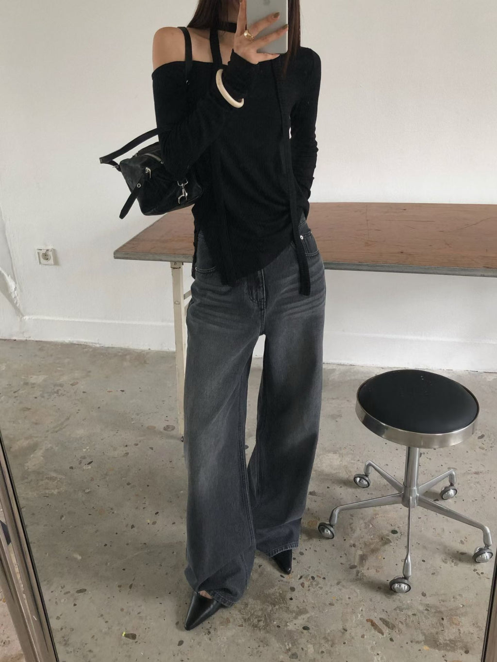 B173 Contour Waist Denim
