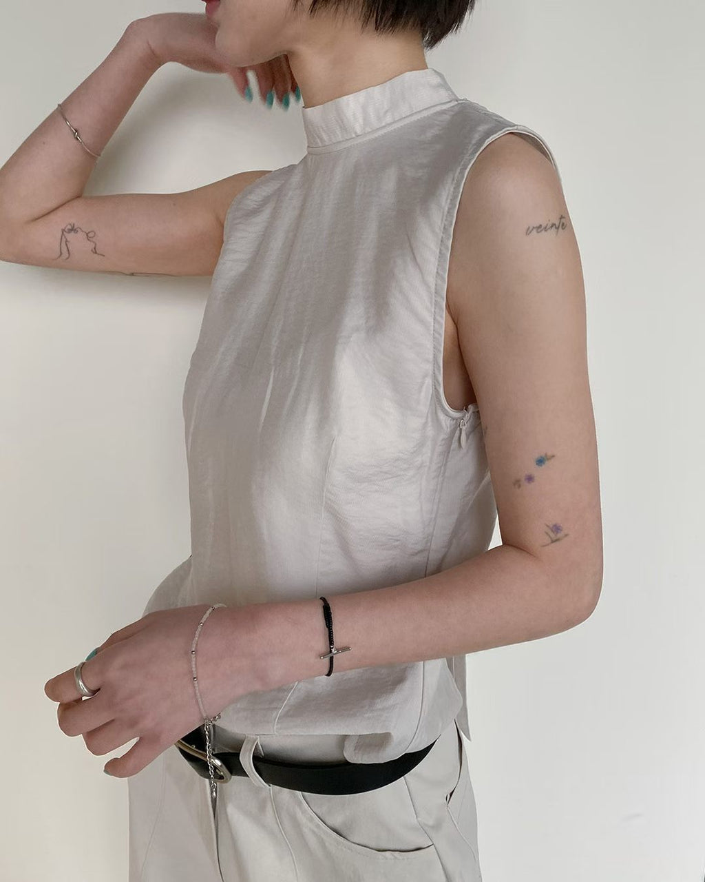 T202 Airveil Sleeveless