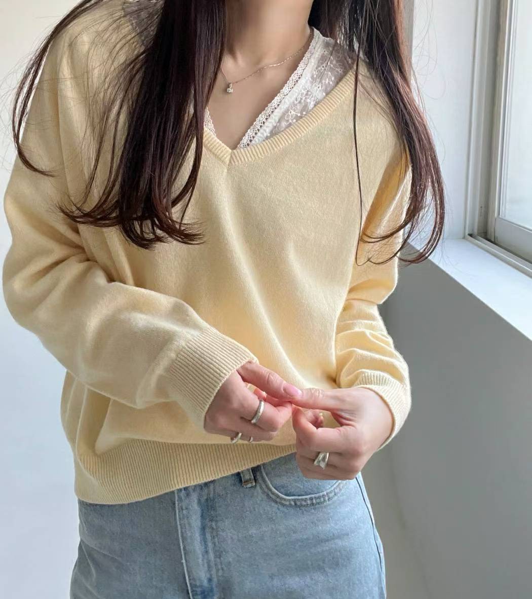 T186 Sunday Light V Knit