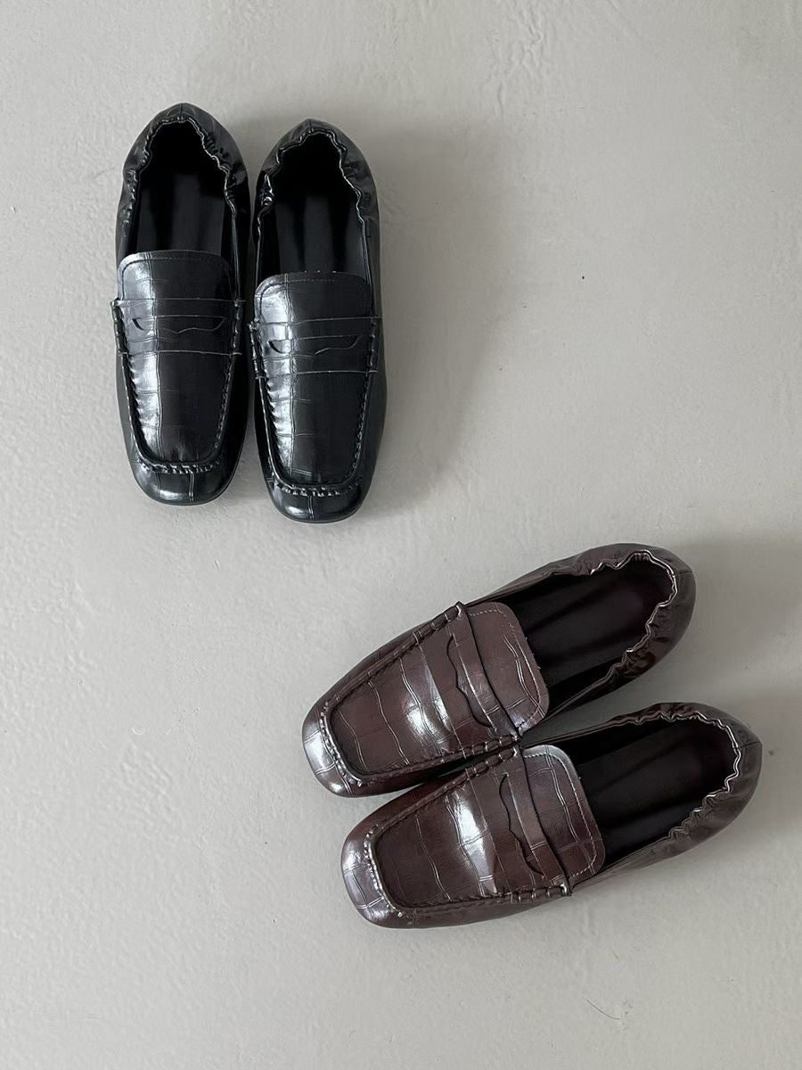 F133 Fold Loafers
