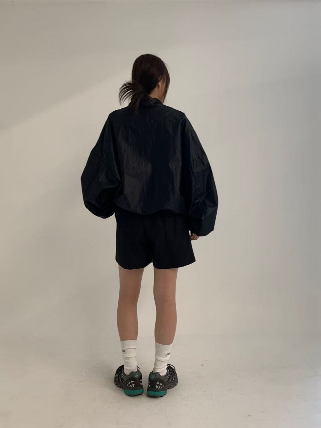U143 Motion Windbreaker