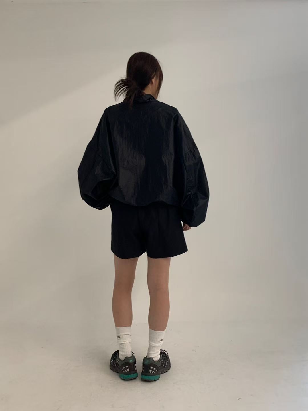 U143 Motion Windbreaker
