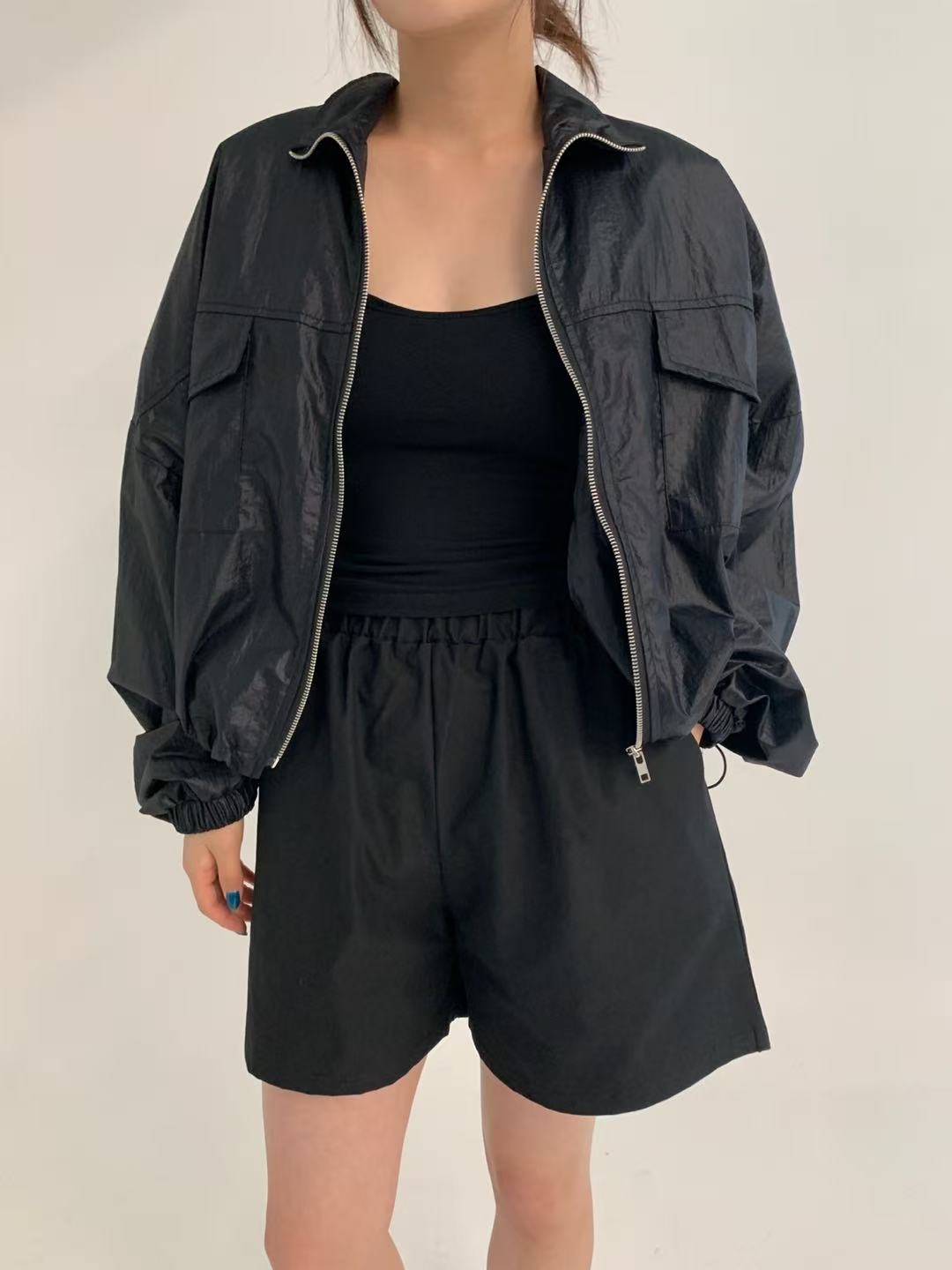 U143 Motion Windbreaker