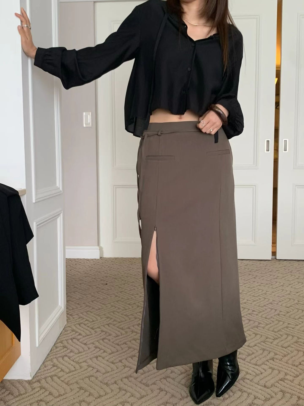 B158 Side Theory Skirt (Display)