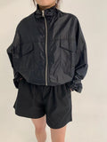 U143 Motion Windbreaker (Display)