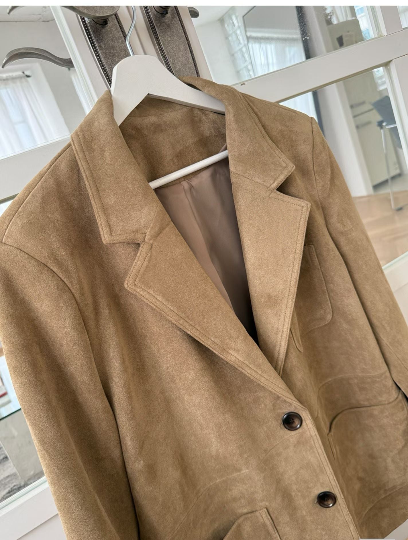 U129 Soho Suede Blazer