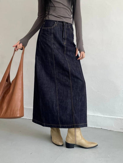 B163 Rail Slit Maxi Skirt