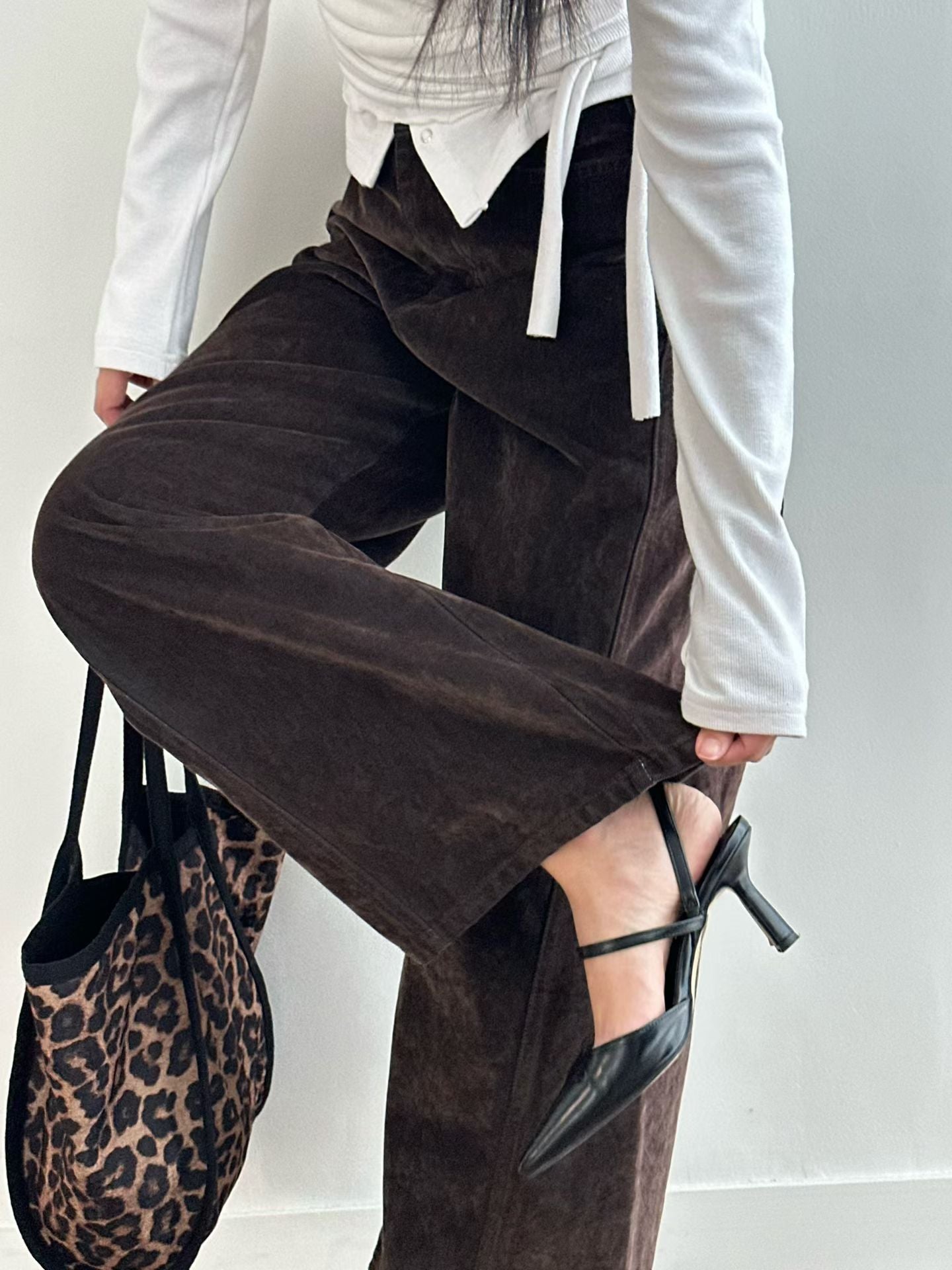 B161 Velvet Wide Pants