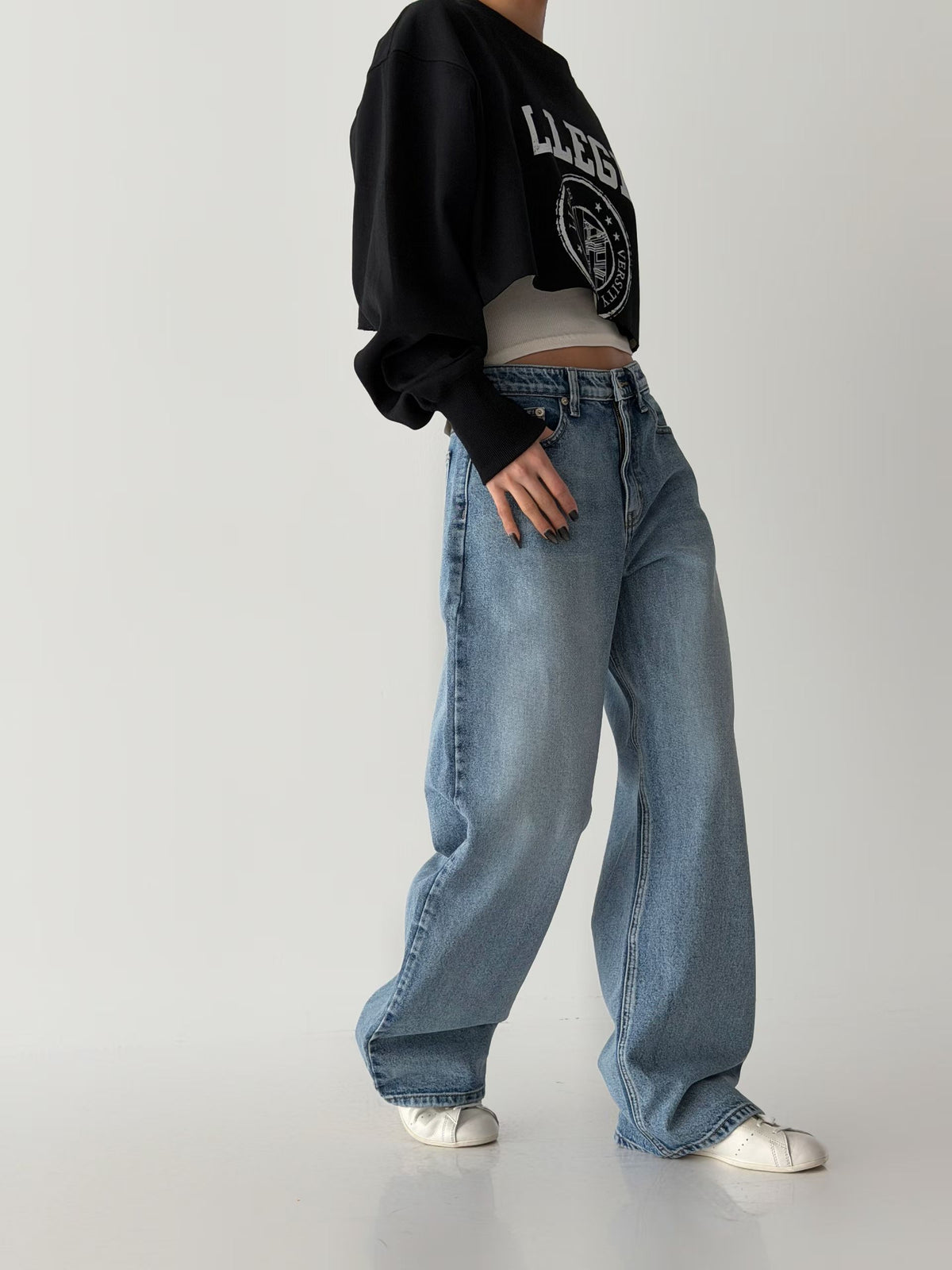 B109 Straight-Leg Denim (Display)