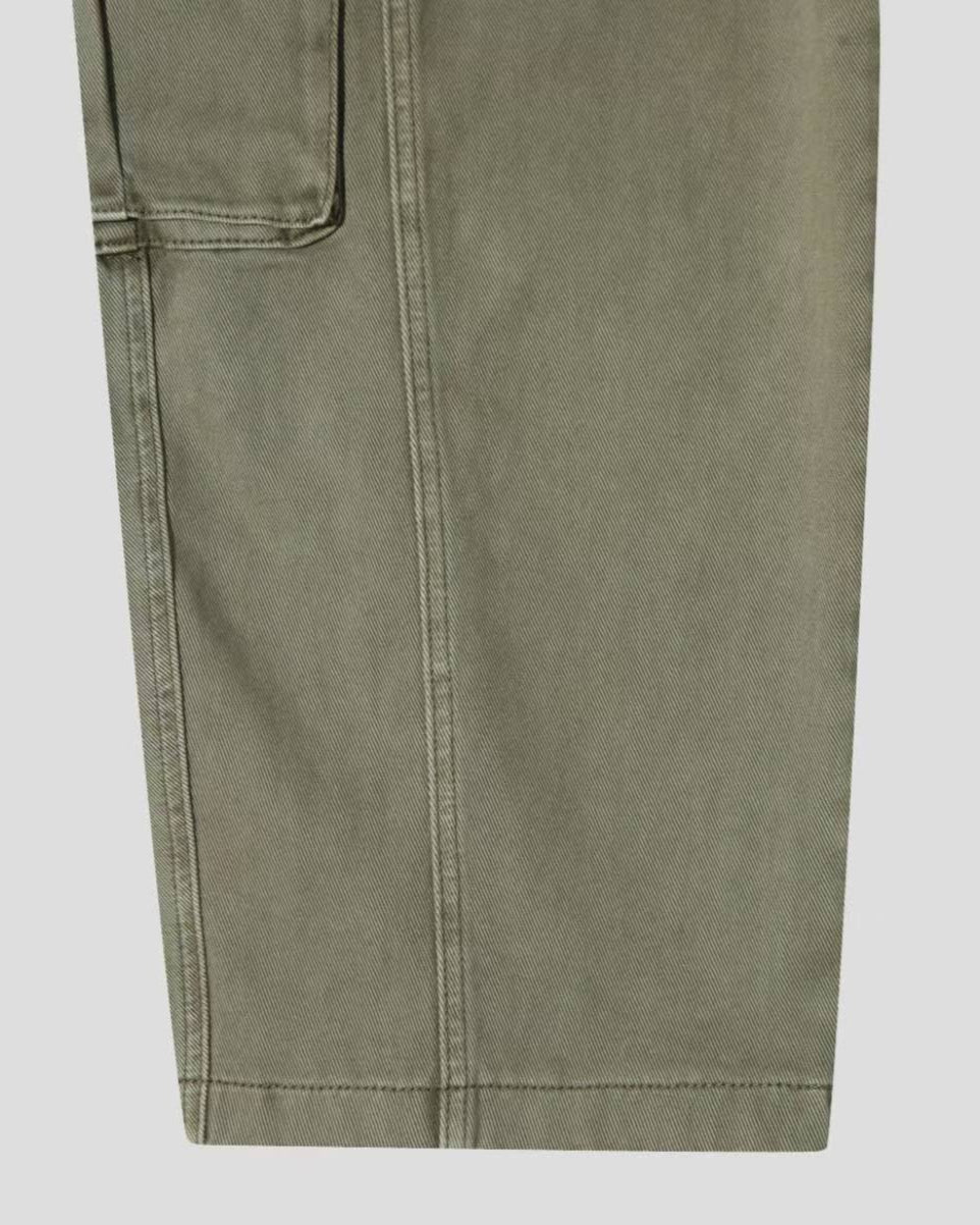 B146 Pocket Cargo Pants