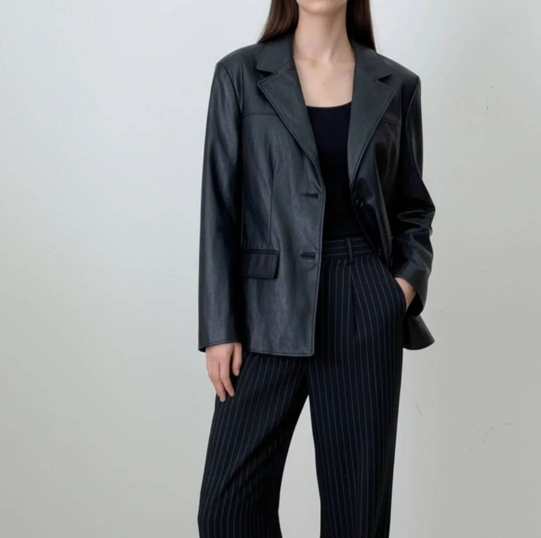 U132 Noir Faux Leather Blazer (Display)