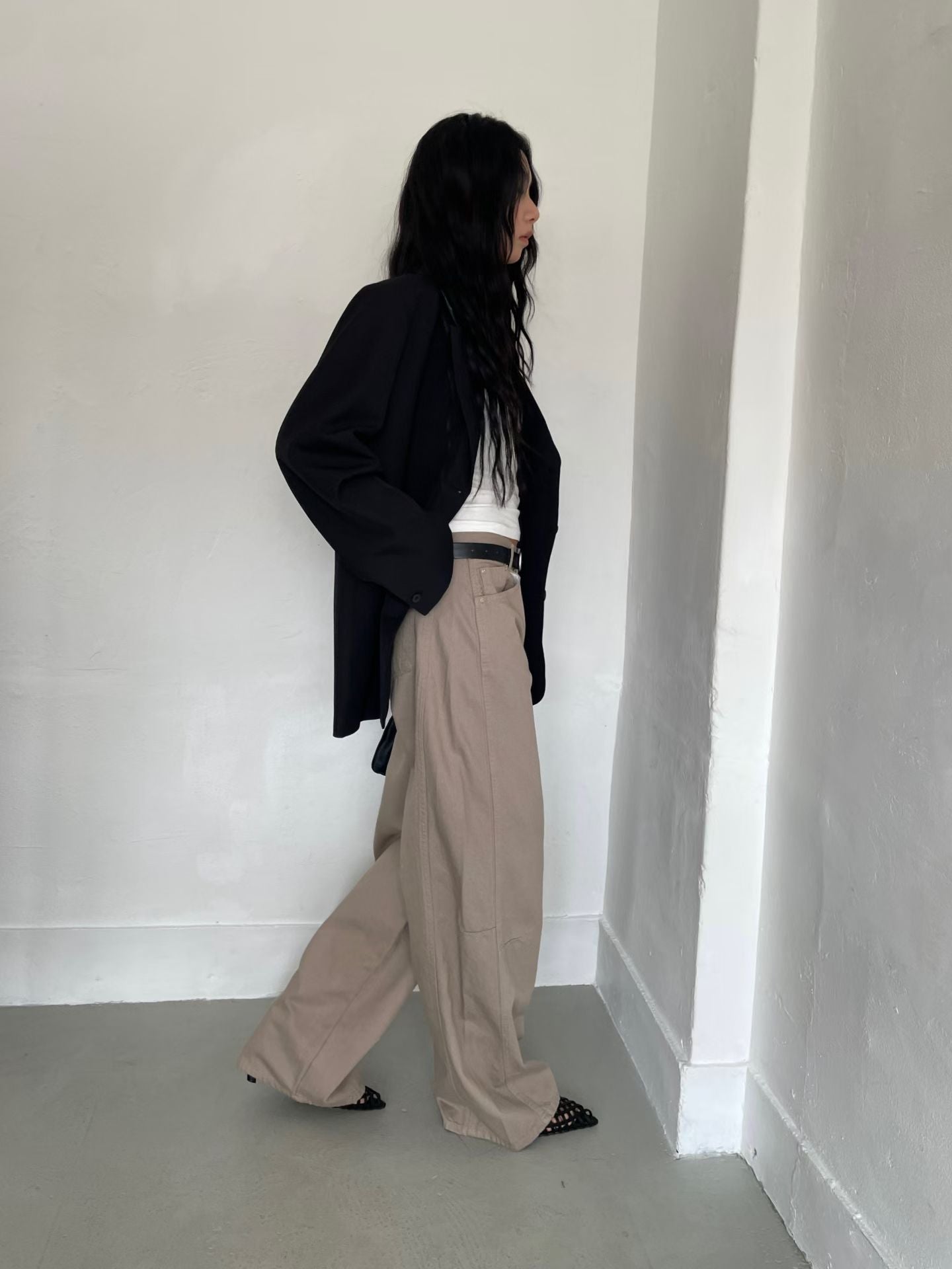 B190 Taupe Barrel Pants