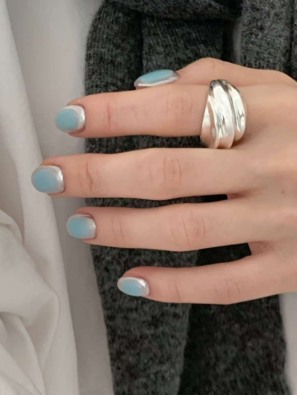 A113 Wave Curve Ring