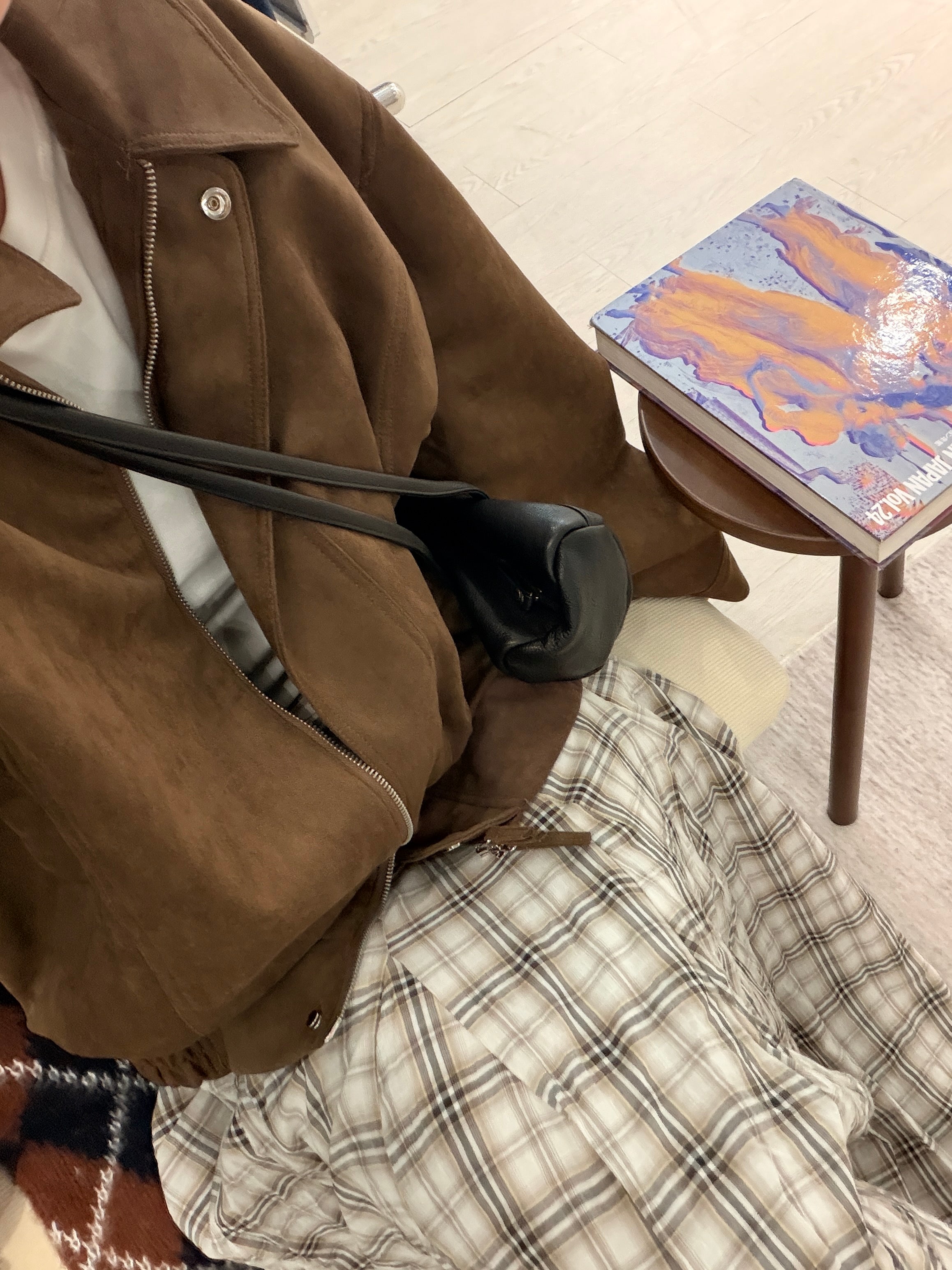 B168 Volume Checked Skirt