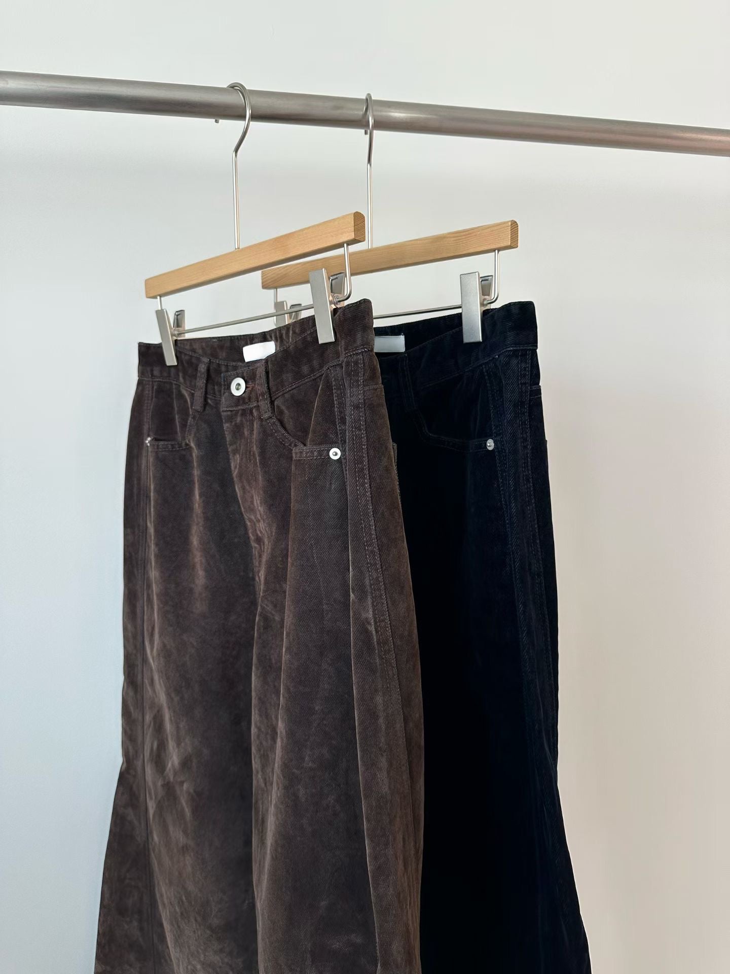 B161 Velvet Wide Pants