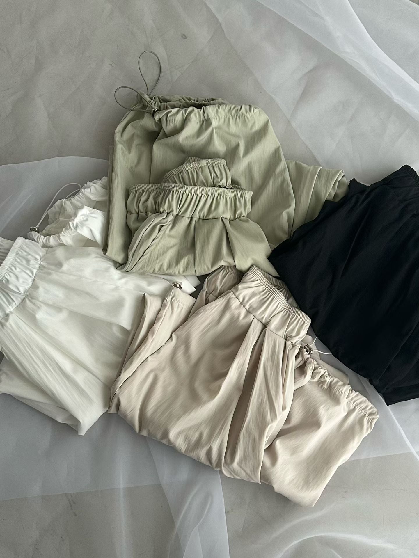 B202 Breeze Form Pants
