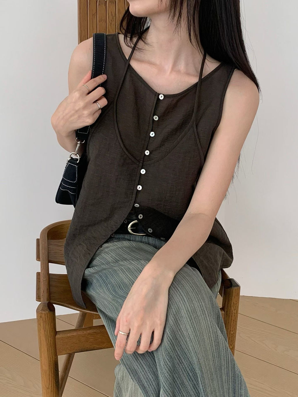 T211 Shell Button Top