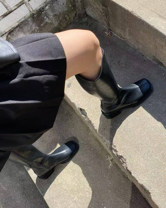 F120 Modern Sharp Knee Boots