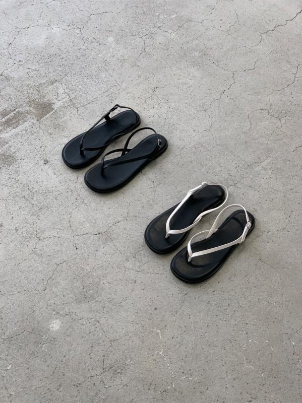 F126 Daily Line Sandals