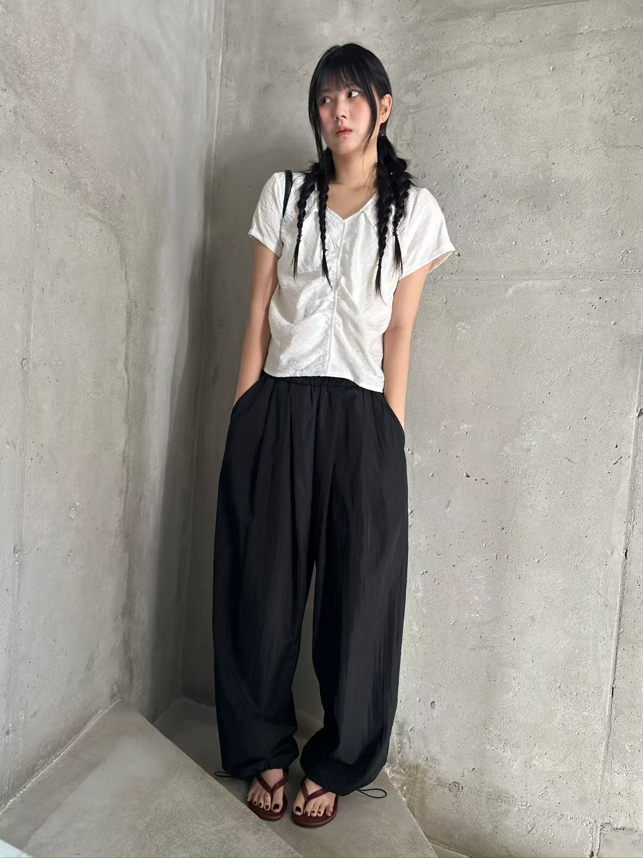 B202 Breeze Form Pants