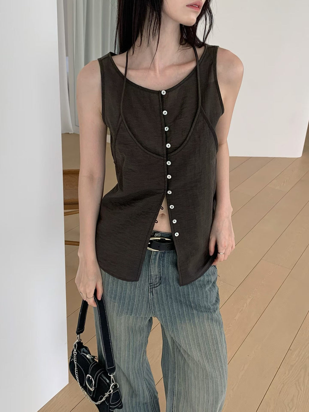 T211 Shell Button Top