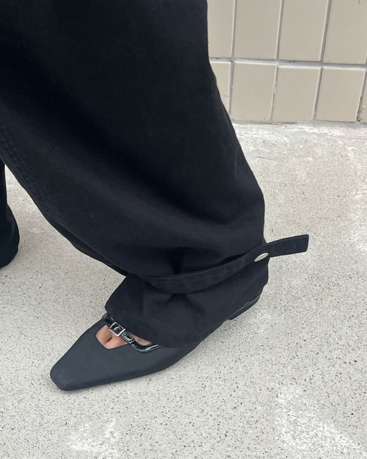 B155 Loop Detail Denim