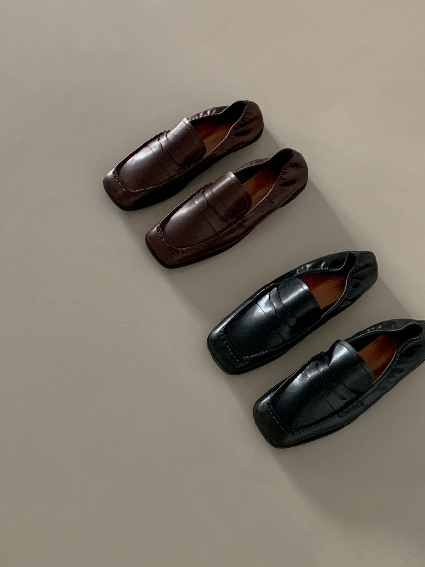 F109 Heritage Square Loafers
