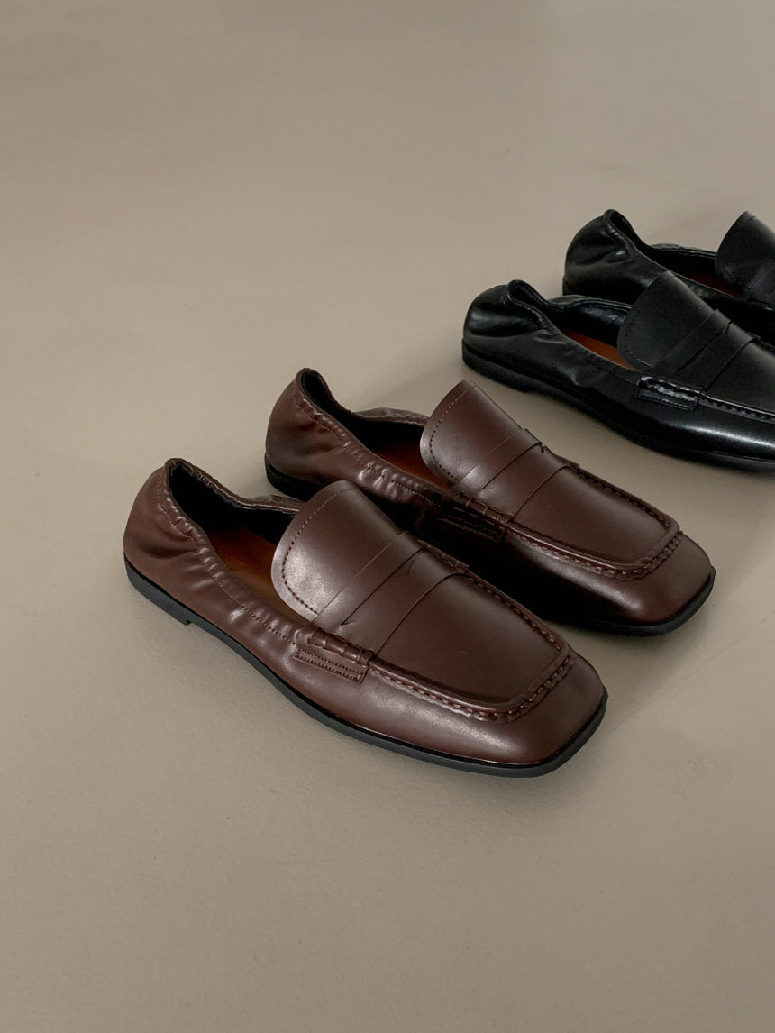 F109 Heritage Square Loafers