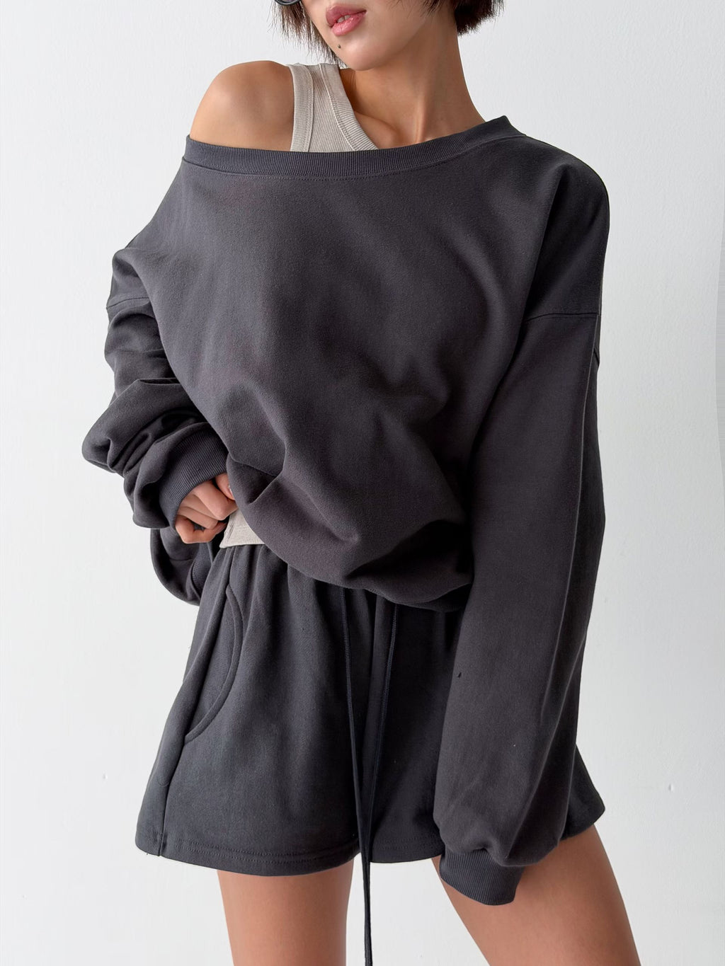 T182 Drift One Shoulder Top