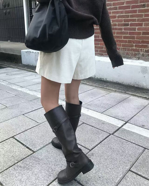 B156 Cordy Classic Shorts