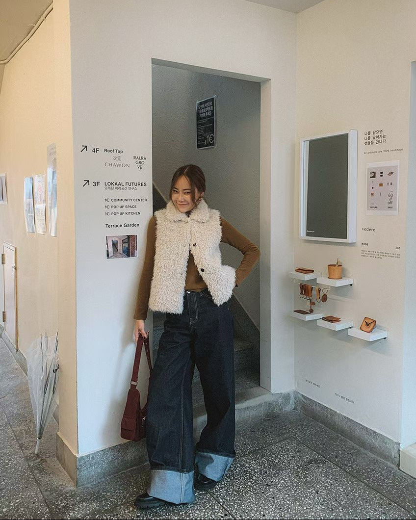 B164 Turn-Up Wide Jeans