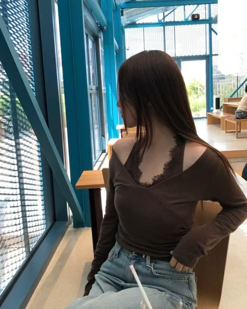 T171 Soft Signal Lace Top