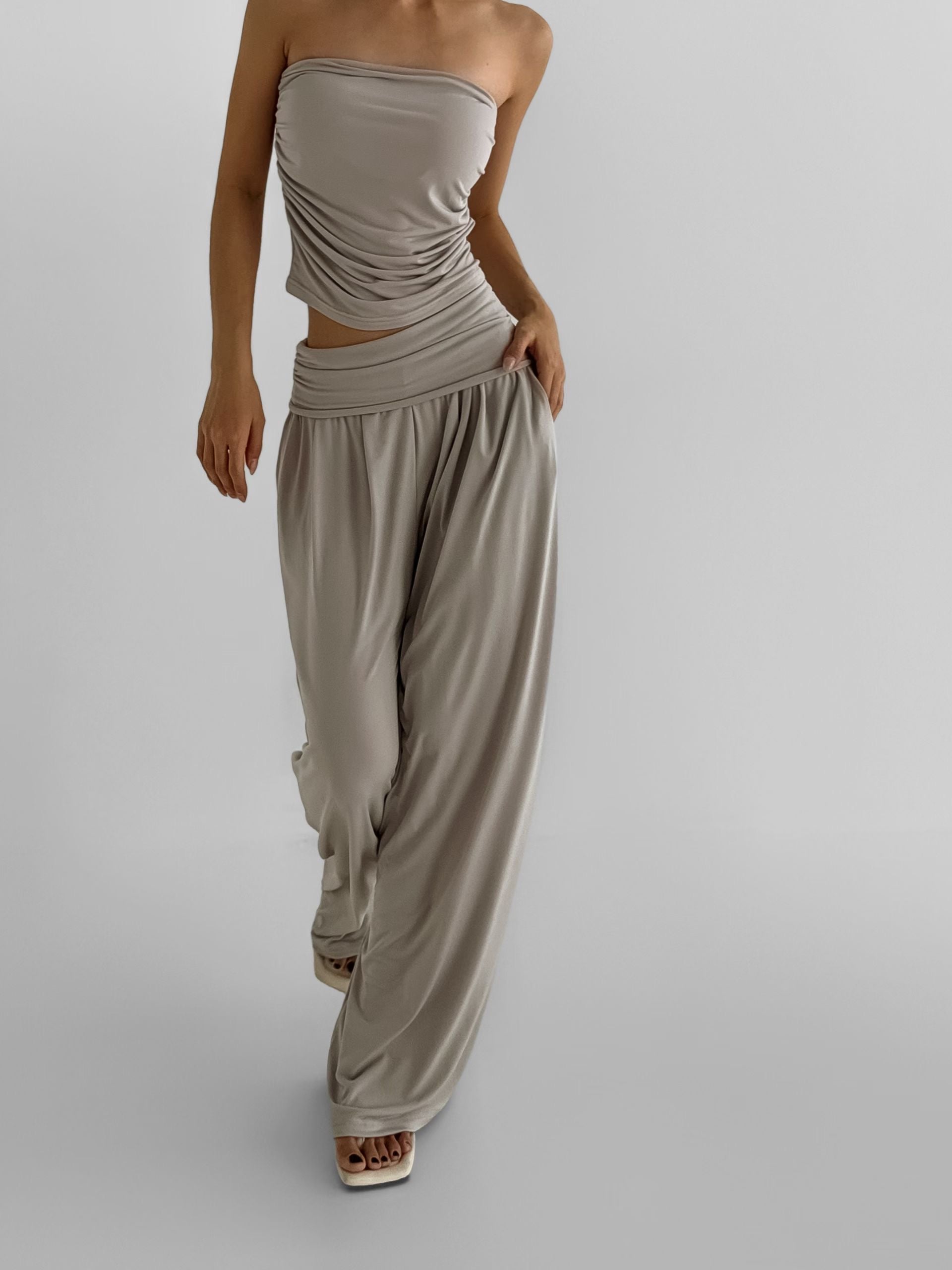 B198 Moving Pants