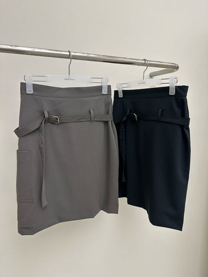 B157 Mono Midi Skirt