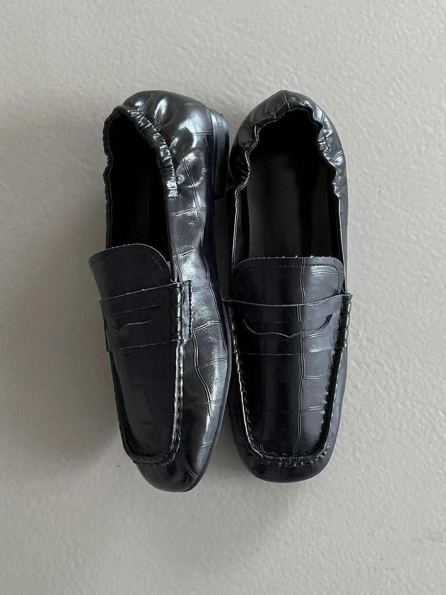 F133 Fold Loafers