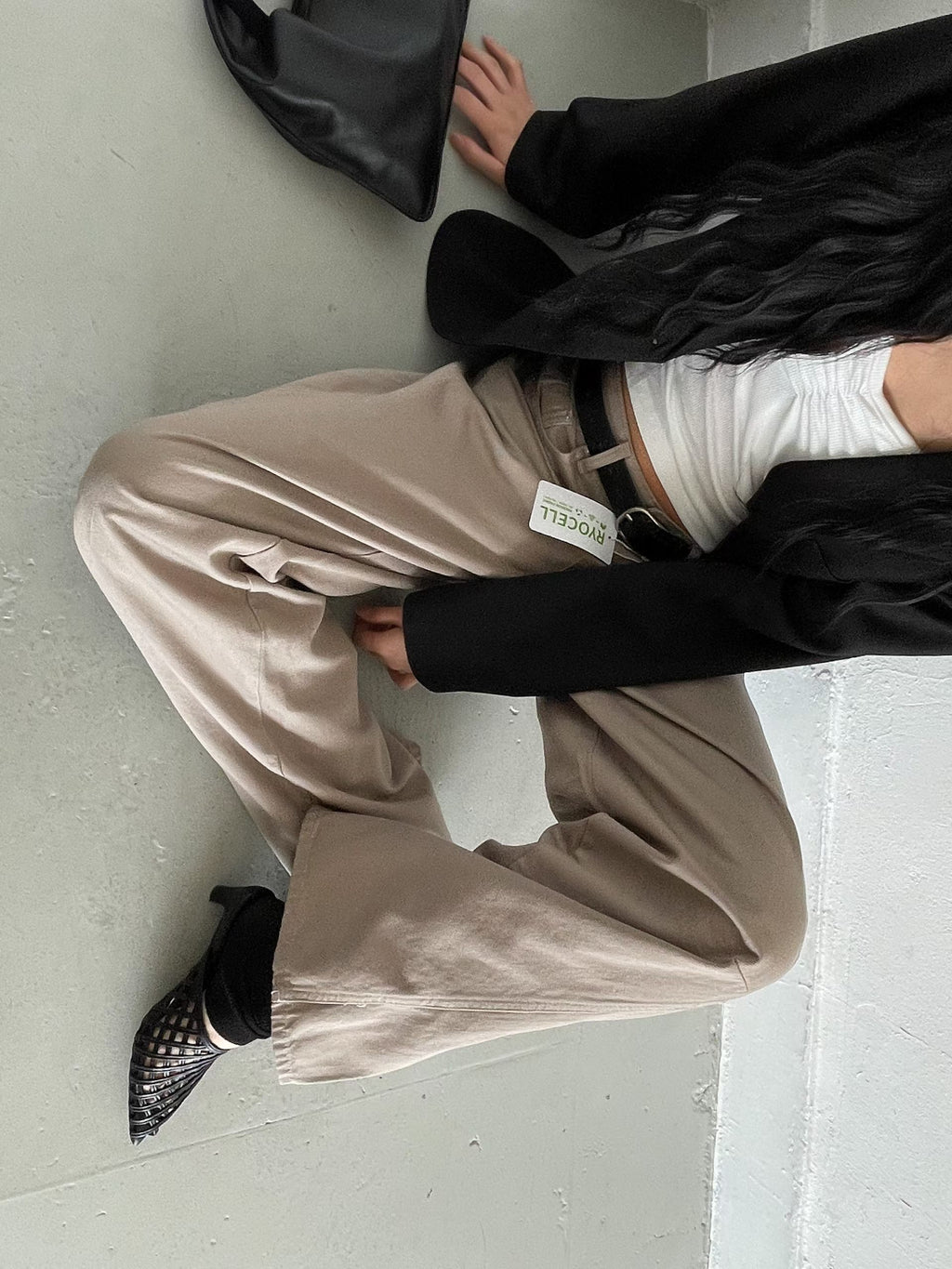 B190 Taupe Barrel Pants