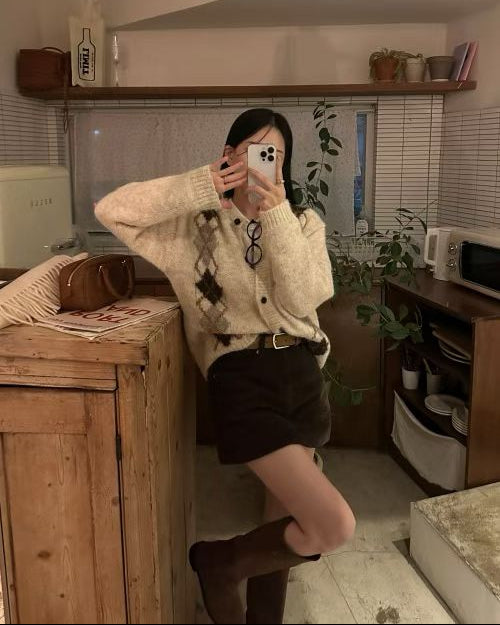 B165 Velour Line Cord Skirt