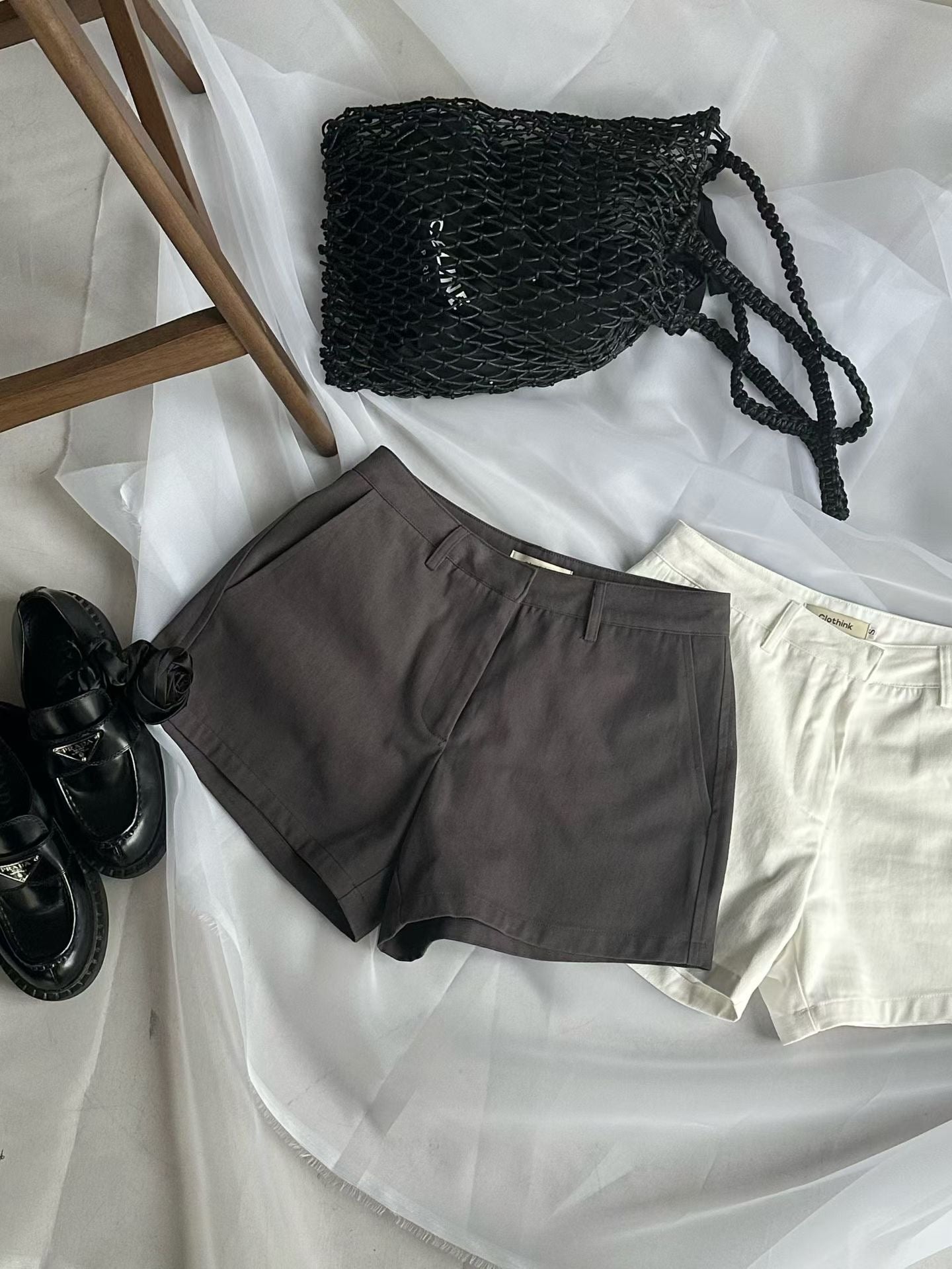 B185 Clean Line Shorts