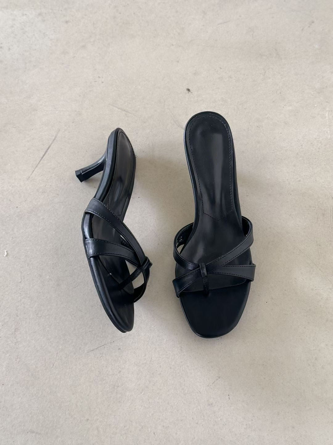 F124 Trace Curve Heels