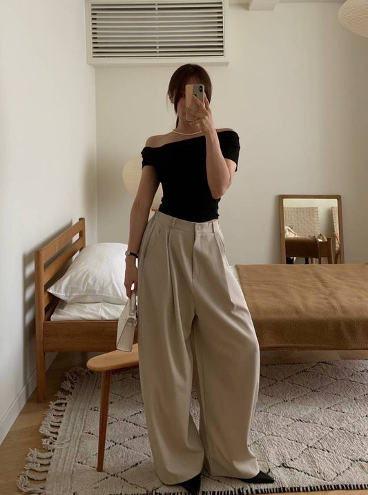 B154 Airy Curve Pants