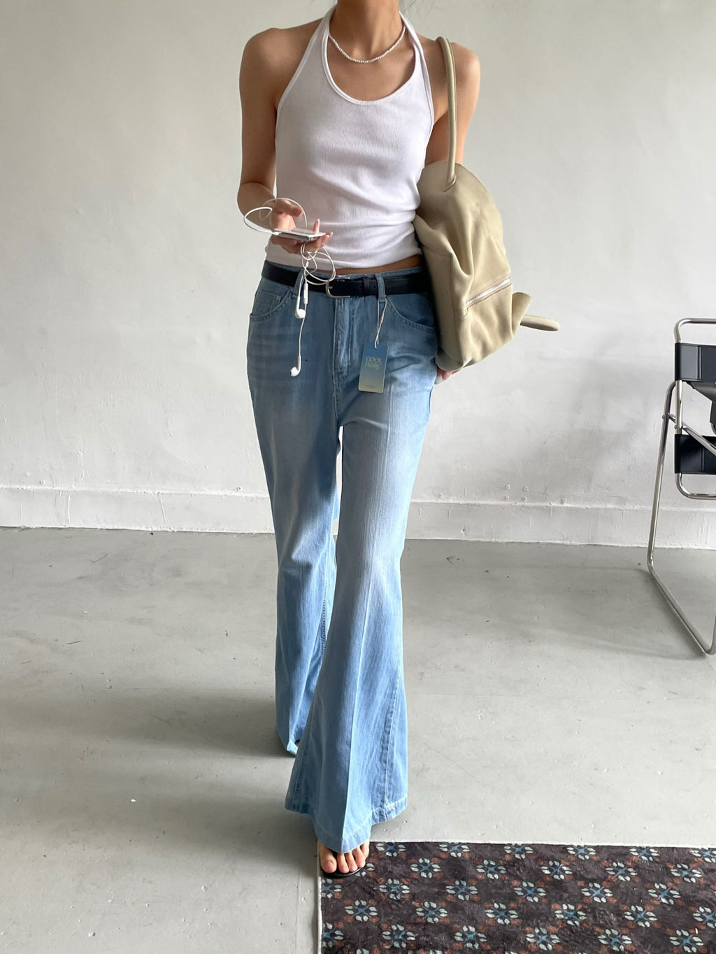 B189 Cool Flare Jeans
