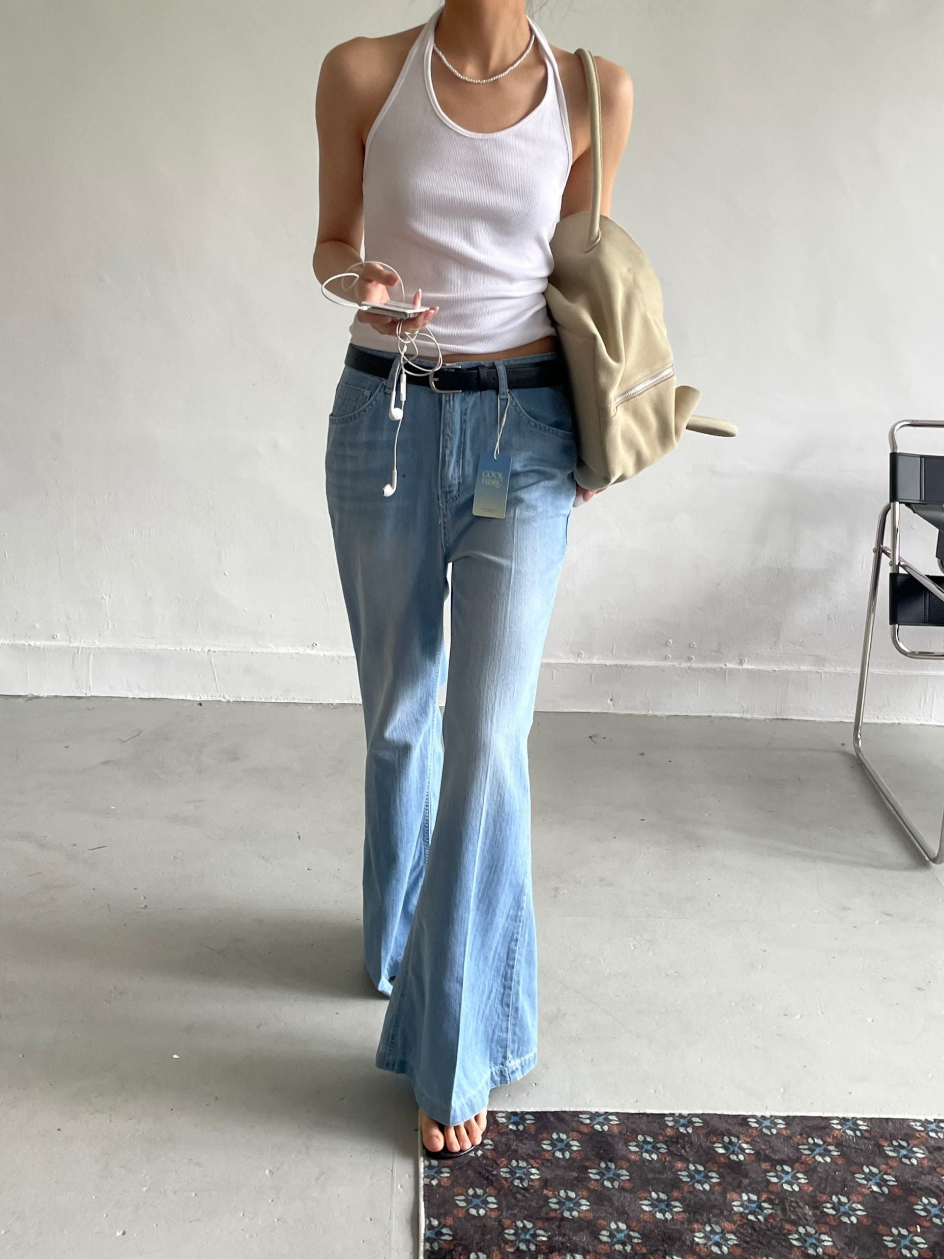 B189 Cool Flare Jeans