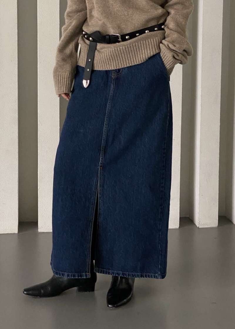 B107 Navy Double Slit Hem Denim Skirt (Display)
